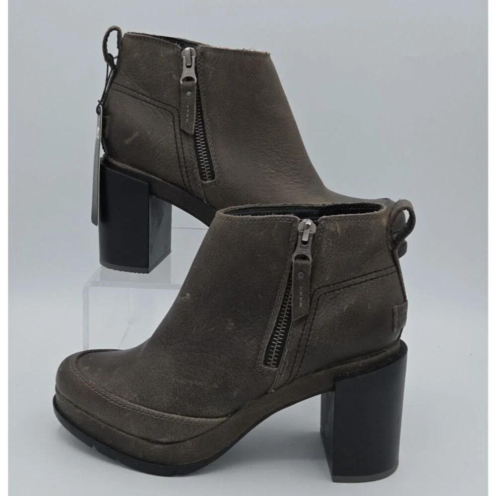 NWOB Sorel Blake Chunky Bootie Block Heel Quarry Gray Size 6.5 Side Zip Leather